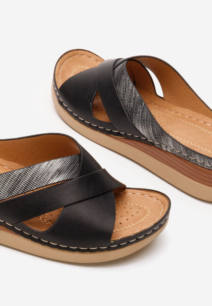 Maryna fekete telitalpú papucs