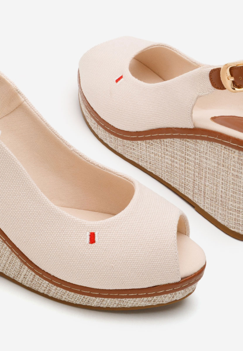 Carolla bézs platform szandál