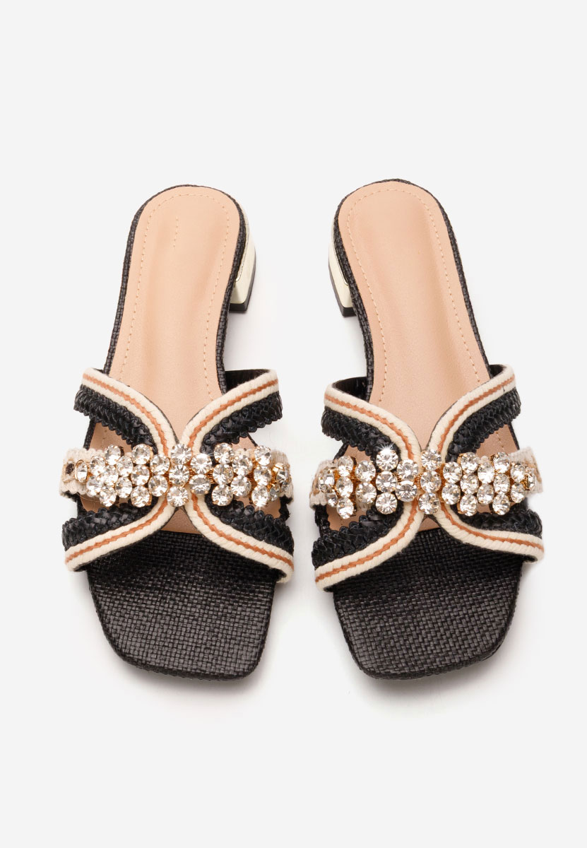 Apryllia fekete mules