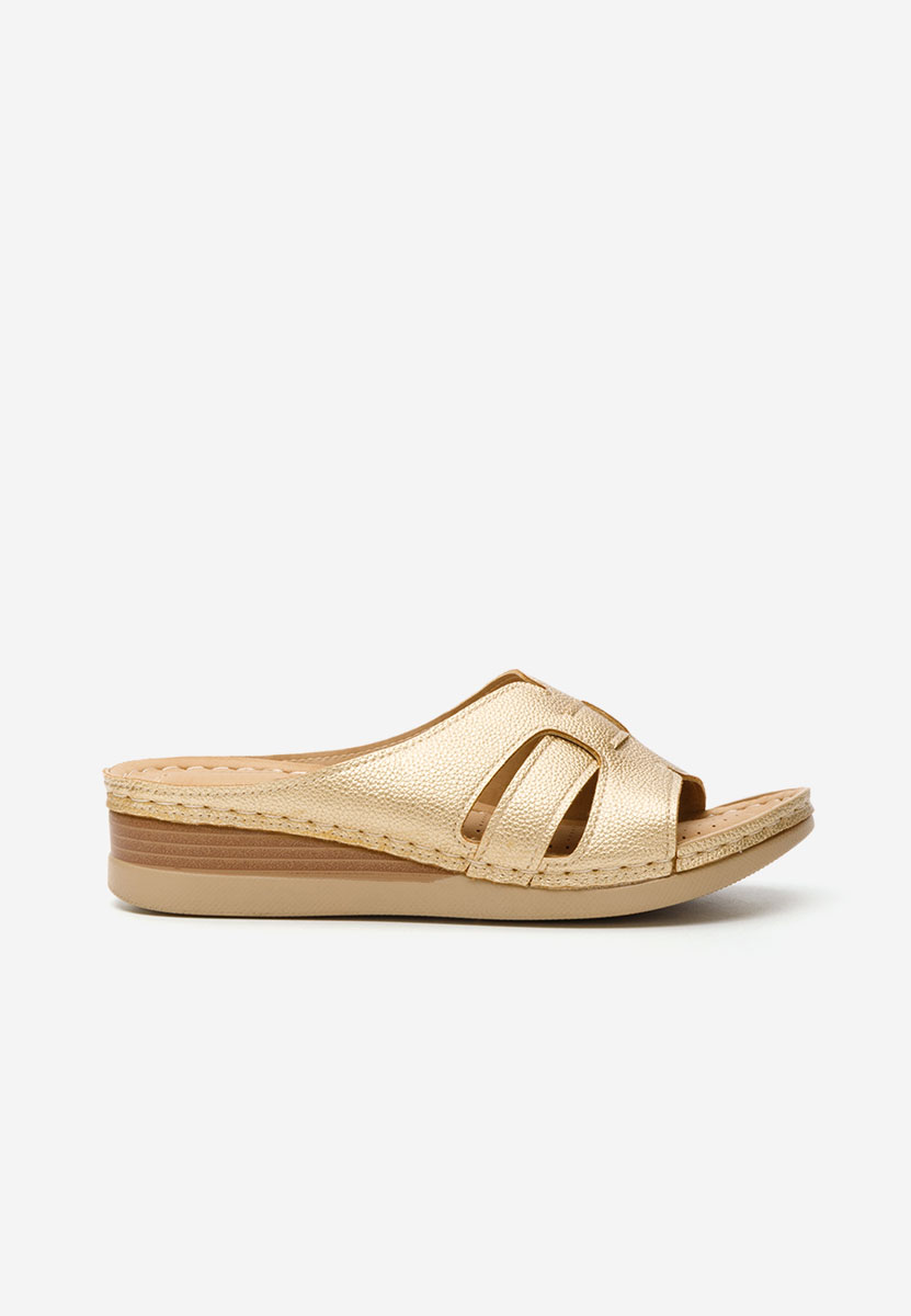 Marhta aranyszínü platform papucs