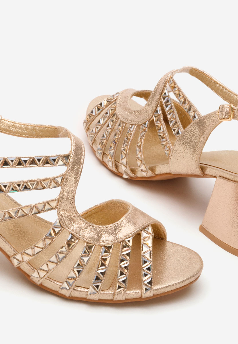 Margarita aranyszínü vastag sarkú szandál 