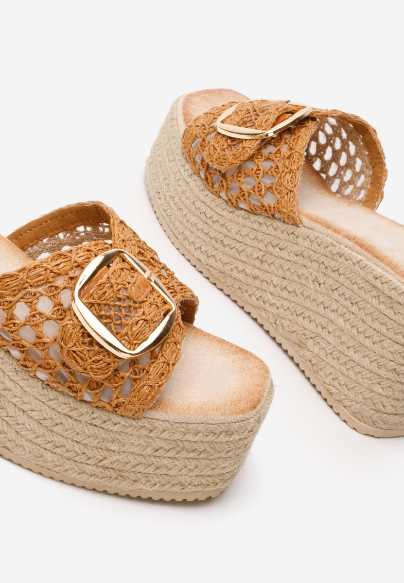 Jadora camel telitalpú platform papucs