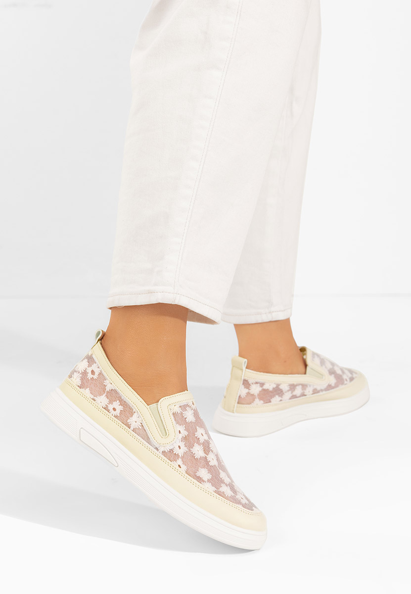 Latyssa bézs fűzős női cipő