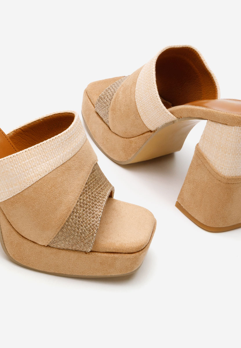 Anamina camel magassarkú papucs