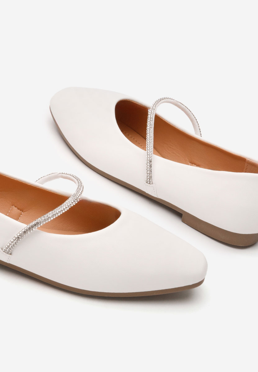 Aglaia fehér elegáns balerina 