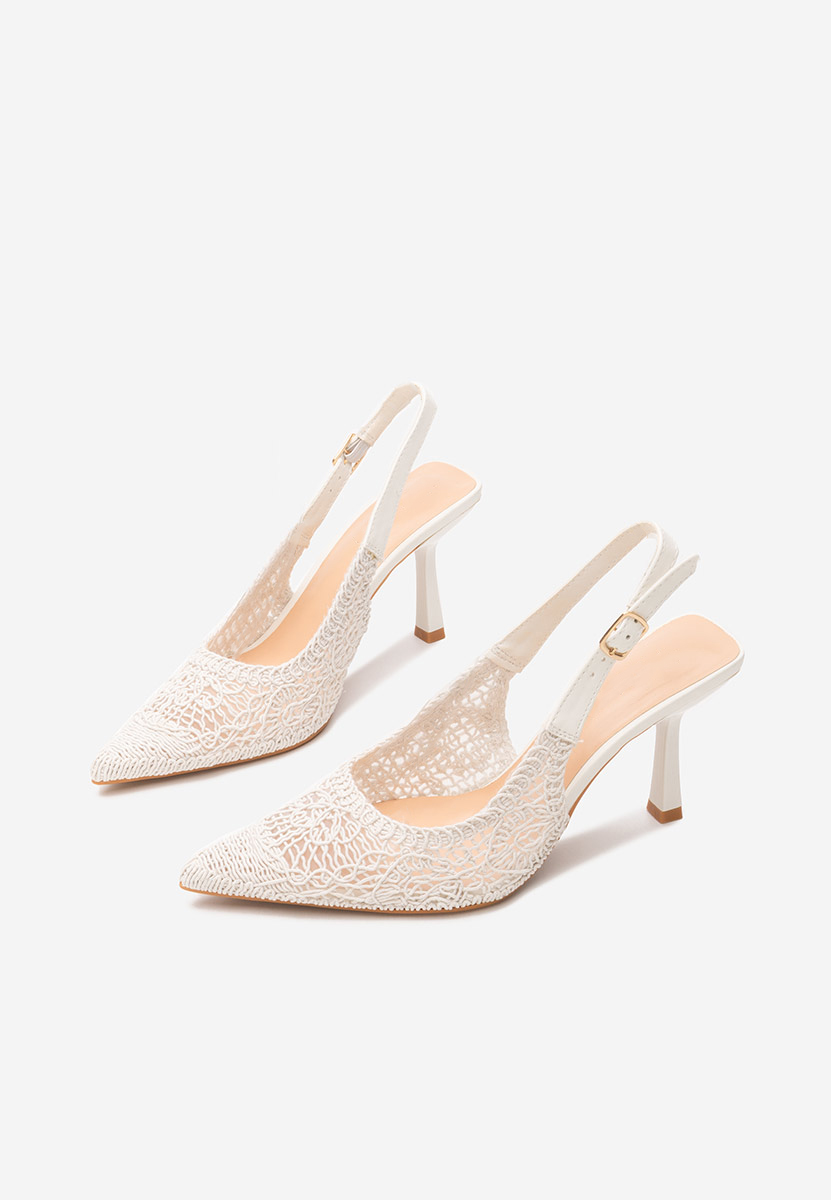 Besima fehér tűsarkú cipő 