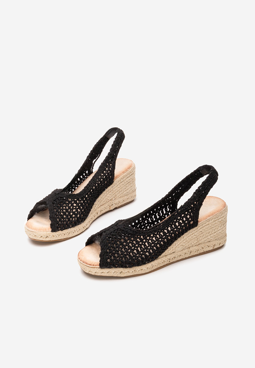 Xiomara fekete platform szandál