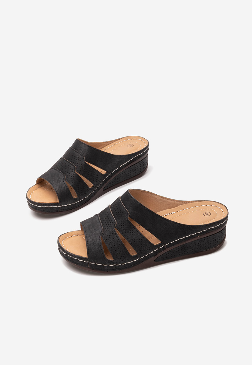 Deneen fekete platform papucs