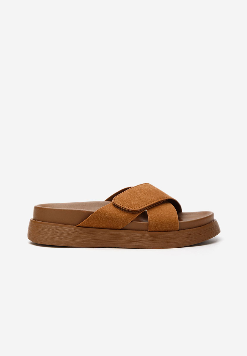 Cristela camel sarok nélküli papucs