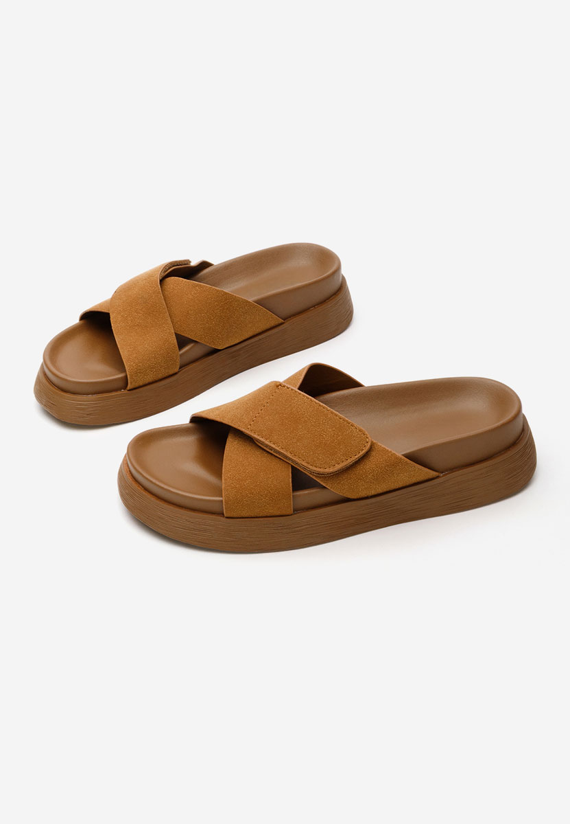 Cristela camel sarok nélküli papucs