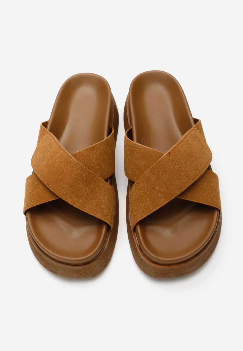 Cristela camel sarok nélküli papucs