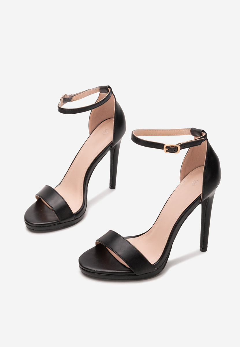 Barnysa fekete tűsarkú szandál