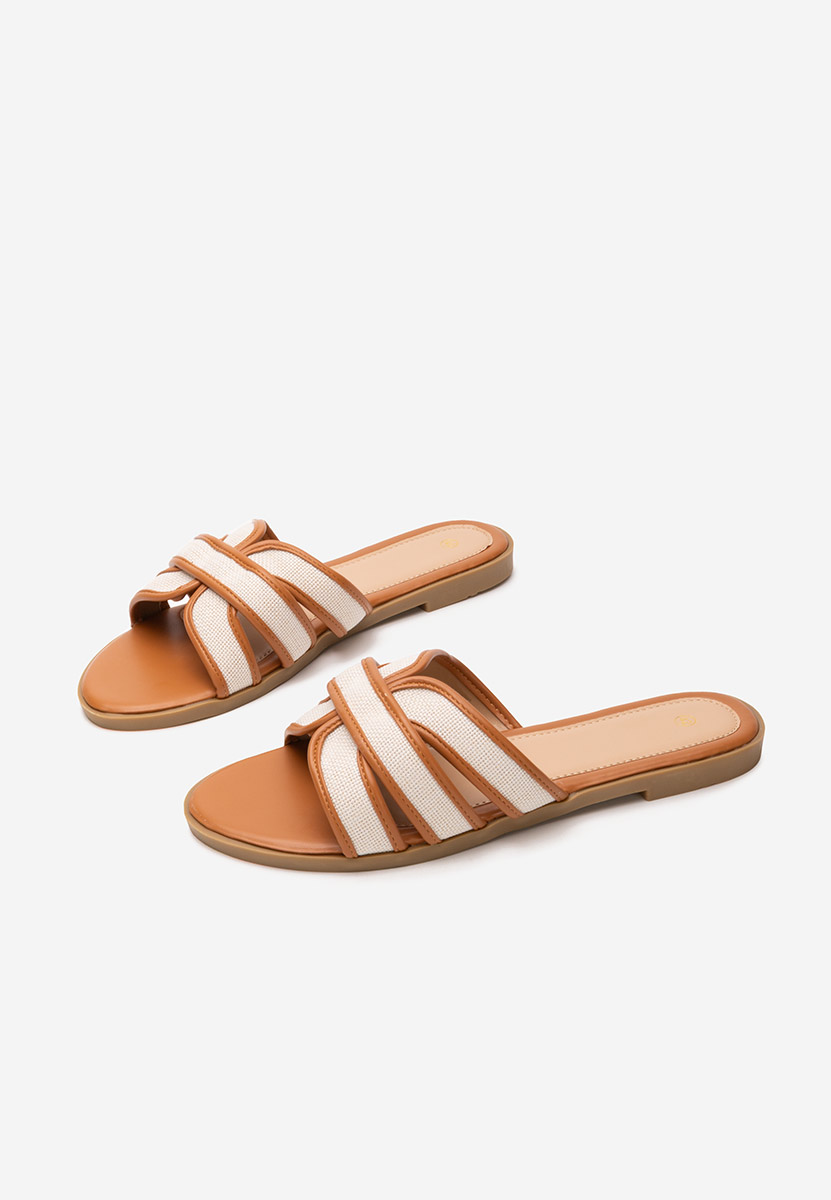 Aelita camel sarok nélküli papucs