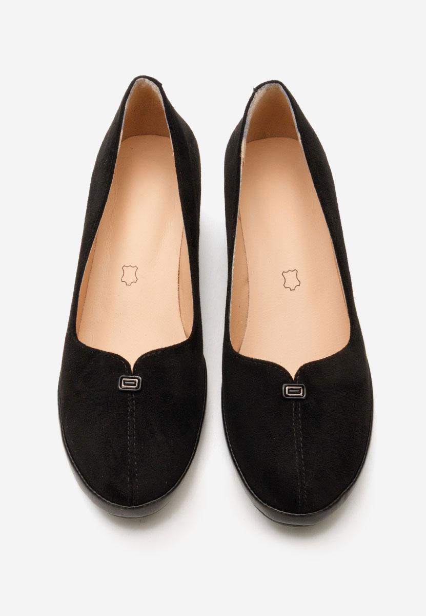 Jinny fekete vastag sarkú magassarkú 