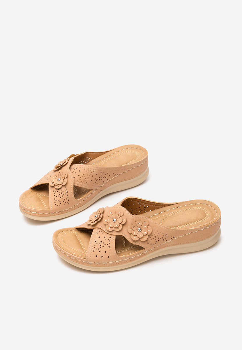Clarysa khaki telitalpú papucs