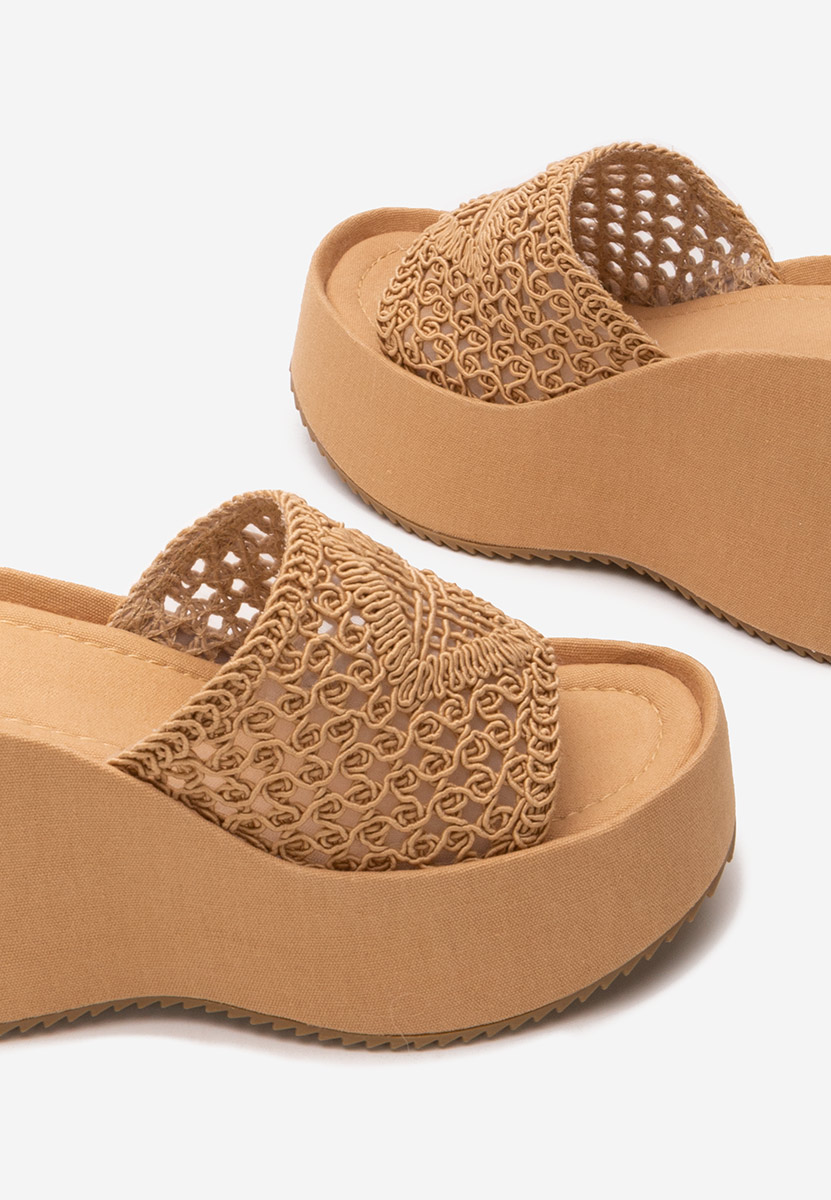 Kimbra khaki telitalpú platform papucs