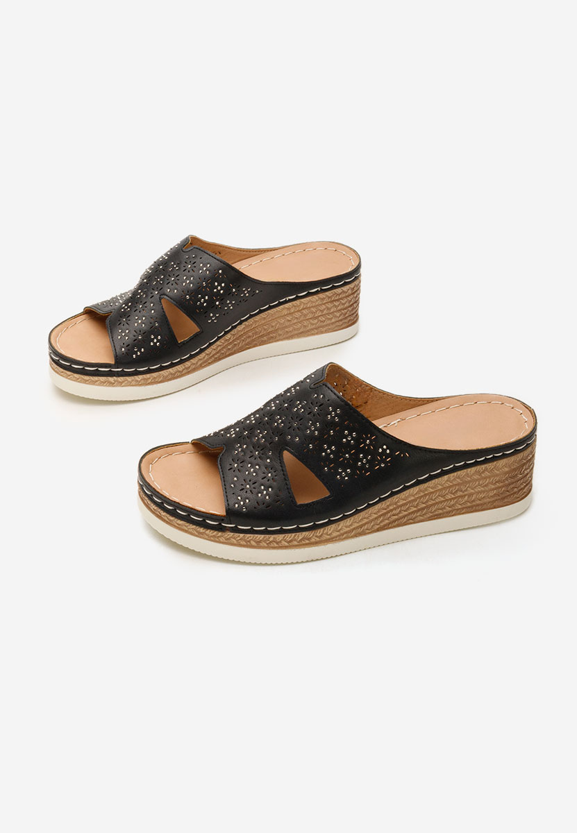 Larue fekete platform papucs
