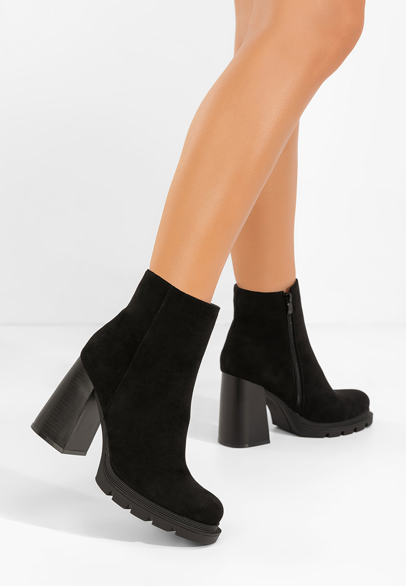 Neolia v2 fekete bokacsizma vastag sarokkal