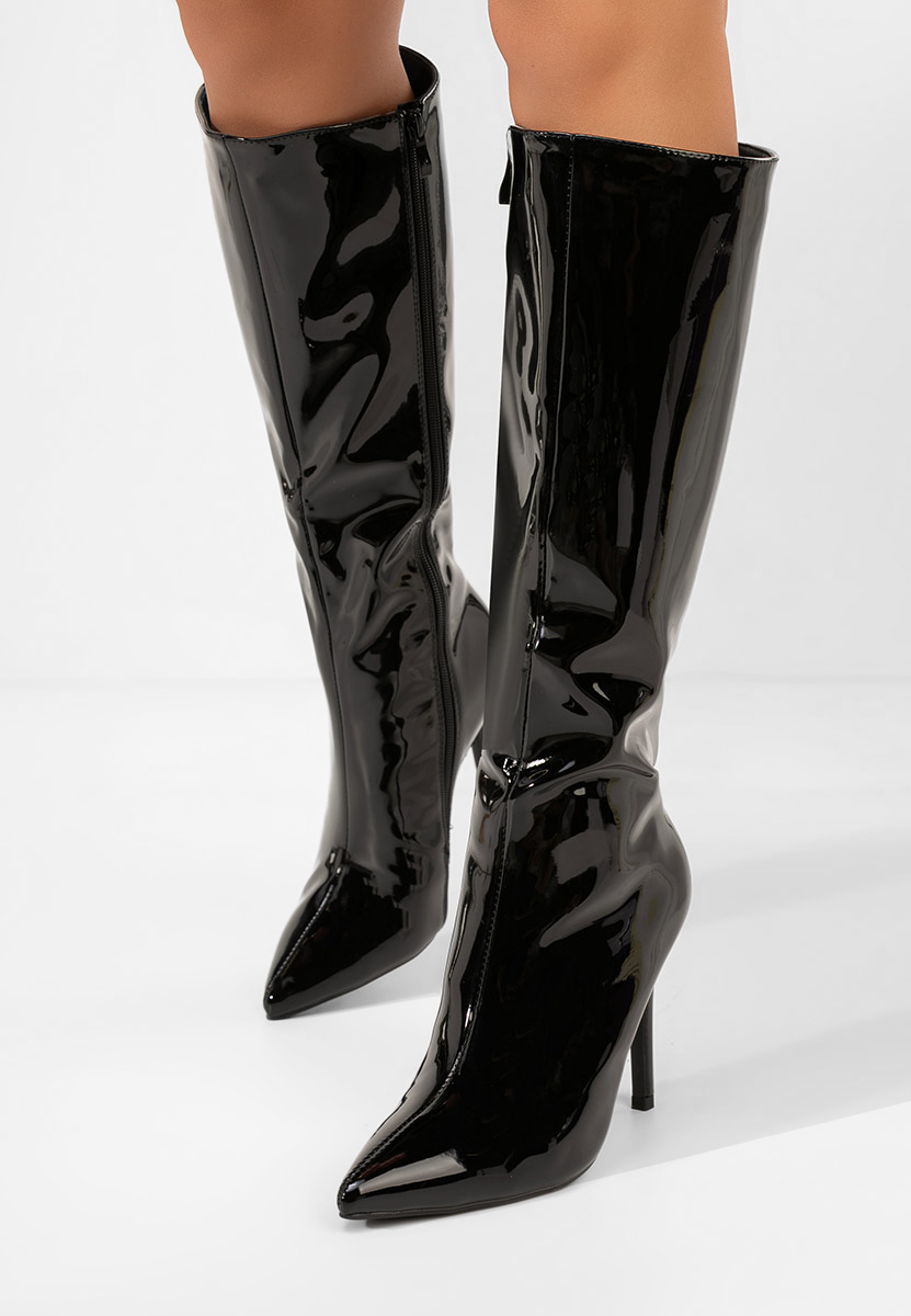 Kiva fekete tűsarkú csizma