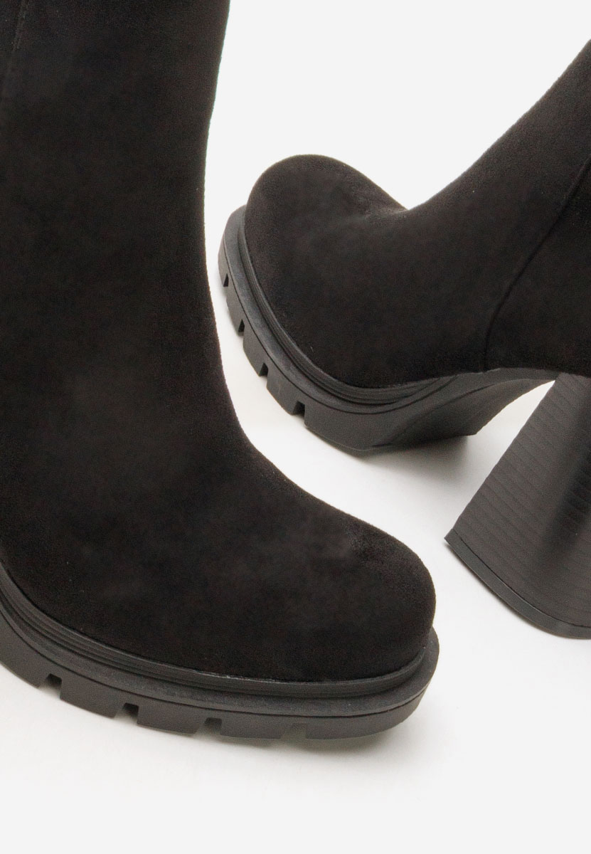 Neolia v2 fekete bokacsizma vastag sarokkal