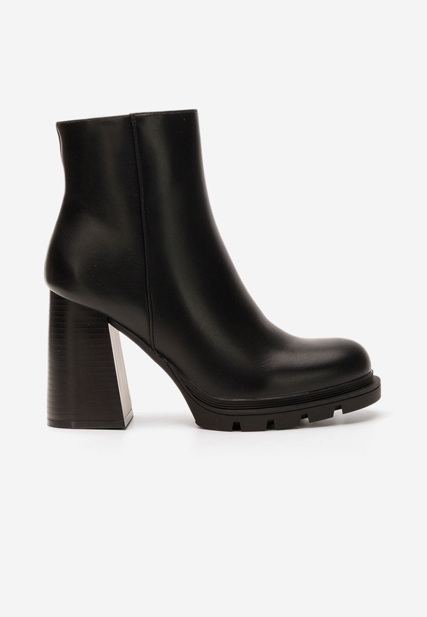 Neolia fekete bokacsizma vastag sarokkal