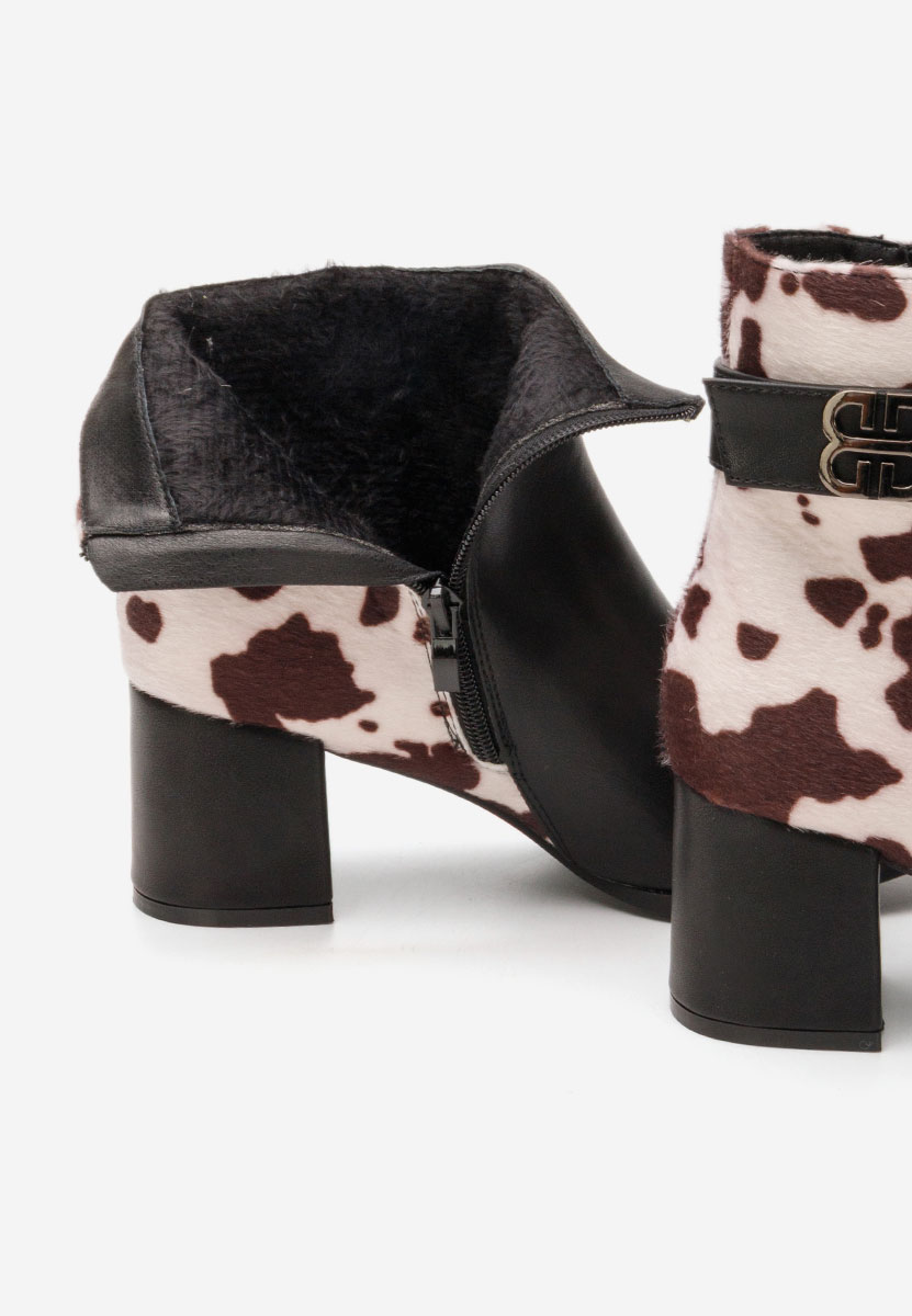 Marivora fekete bokacsizma vastag sarokkal