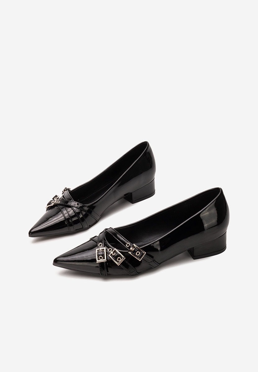 Otisia fekete alacsony sarkú körömcipő