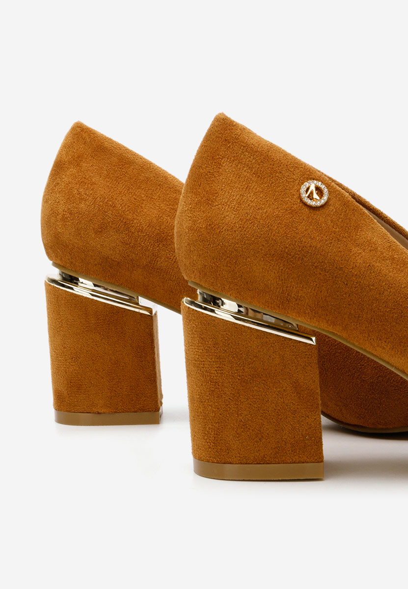 Nelia v5 khaki vastag sarkú magassarkú 