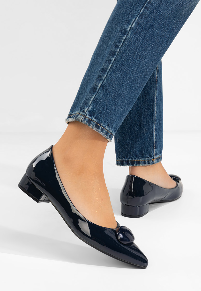 Reiko tengerészkék alacsony sarkú körömcipő