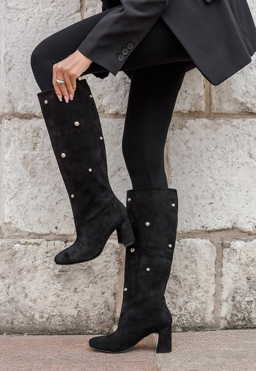 Noielia fekete magassarkú csizma