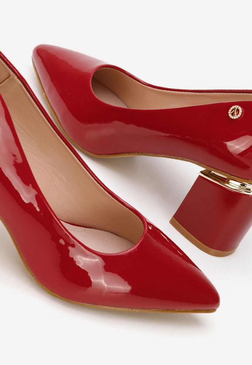 Nelia v4 piros vastag sarkú magassarkú 