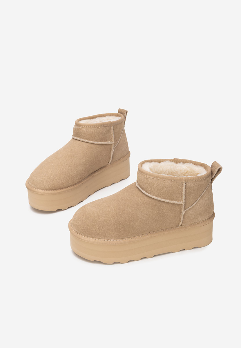 Fenoria bézs telitalpú csizma