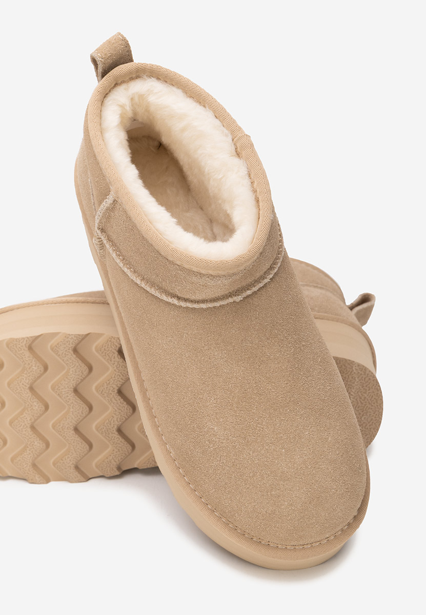 Fenoria bézs telitalpú csizma