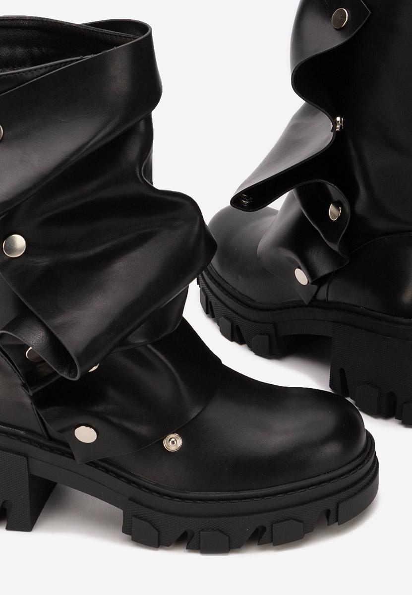 Valena fekete rövid szárú csizma