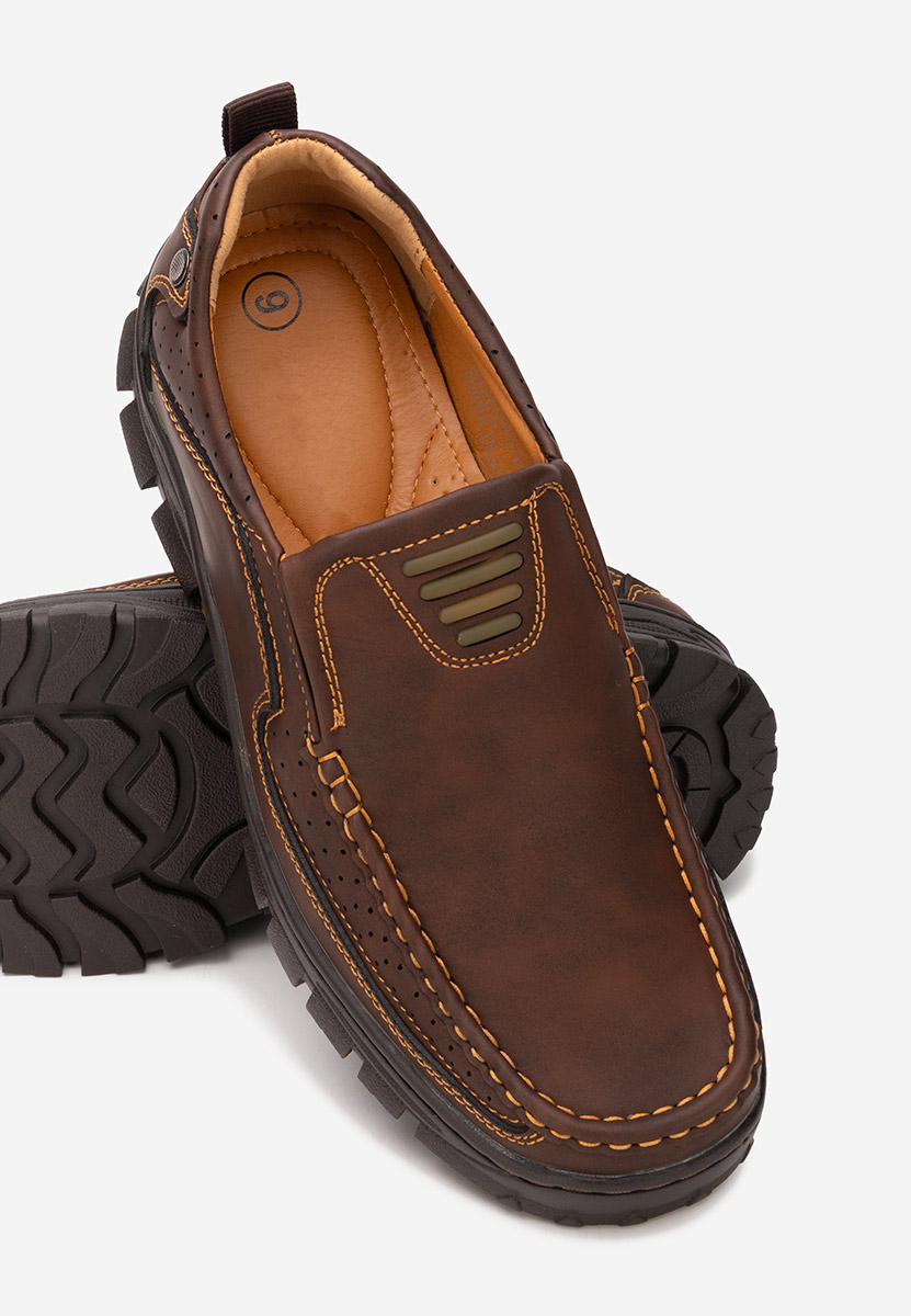 Alveron barna férfi félcipő