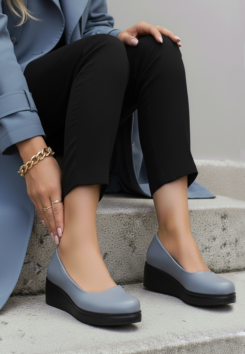 Milanca tengerészkék platform félcipő