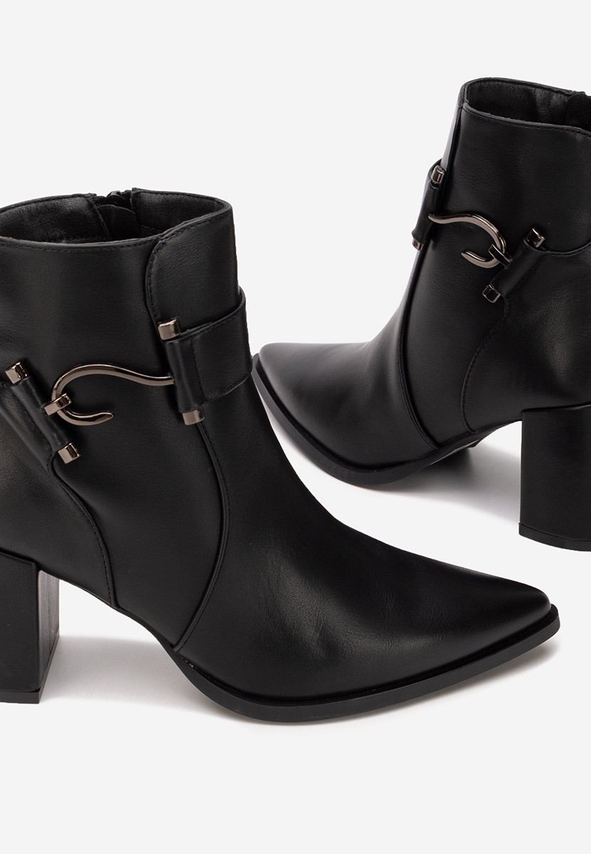 Savira fekete bokacipő vastag sarokkal