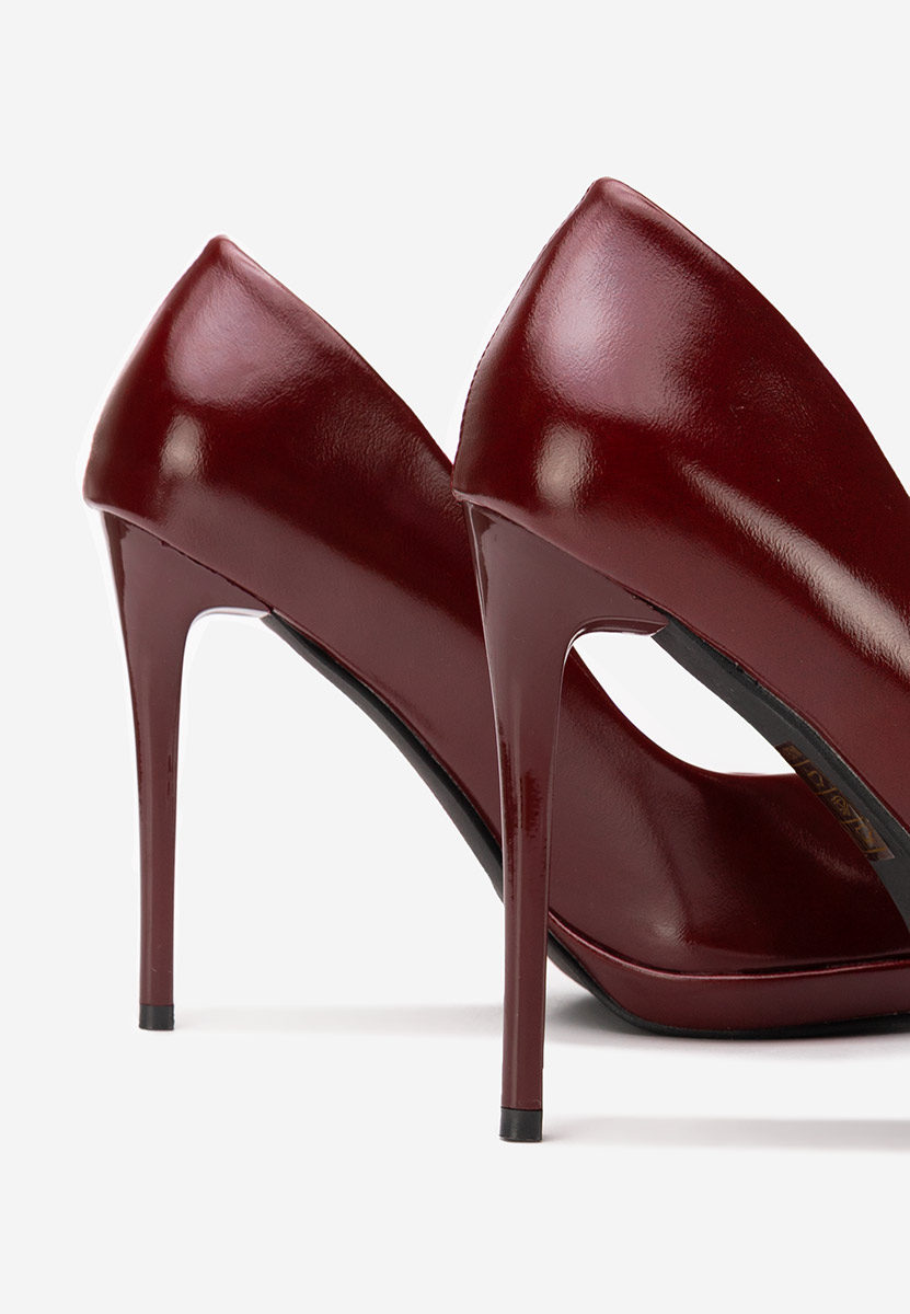 Reneia borvörös tűsarkú cipő 