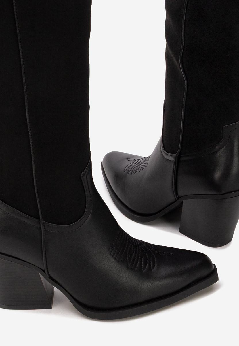 Ulvera fekete magassarkú csizma