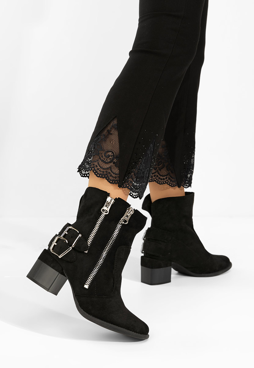 Laroya v5 fekete bokacipő vastag sarokkal