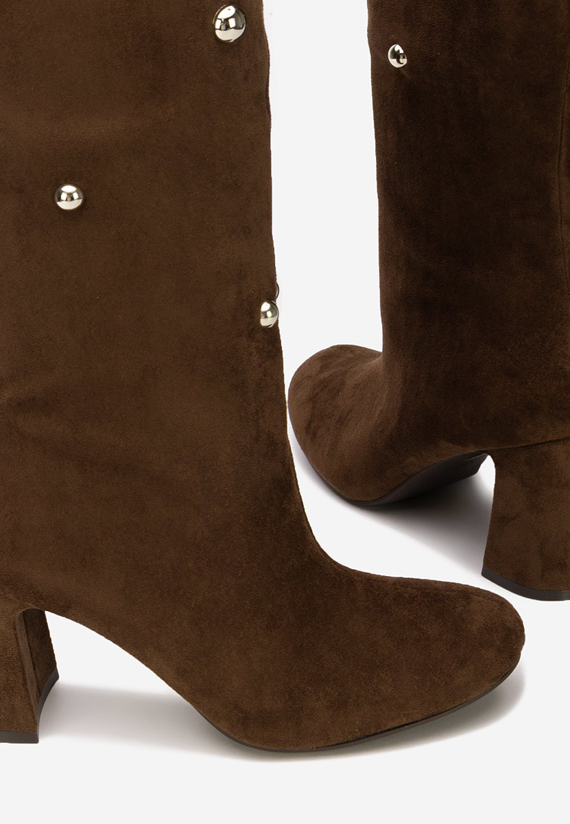 Noielia barna magassarkú csizma