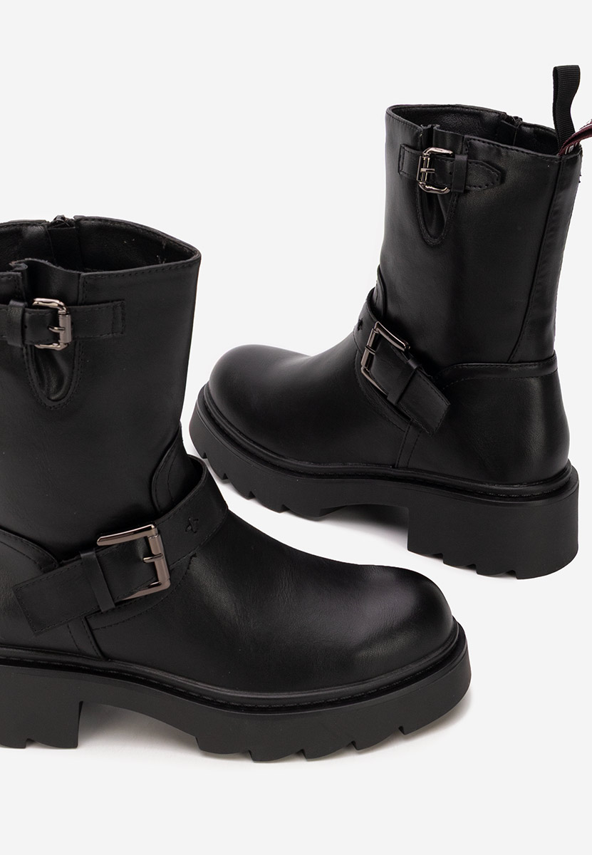 Diany fekete női bokacsizma Diany fekete női bokacsizma