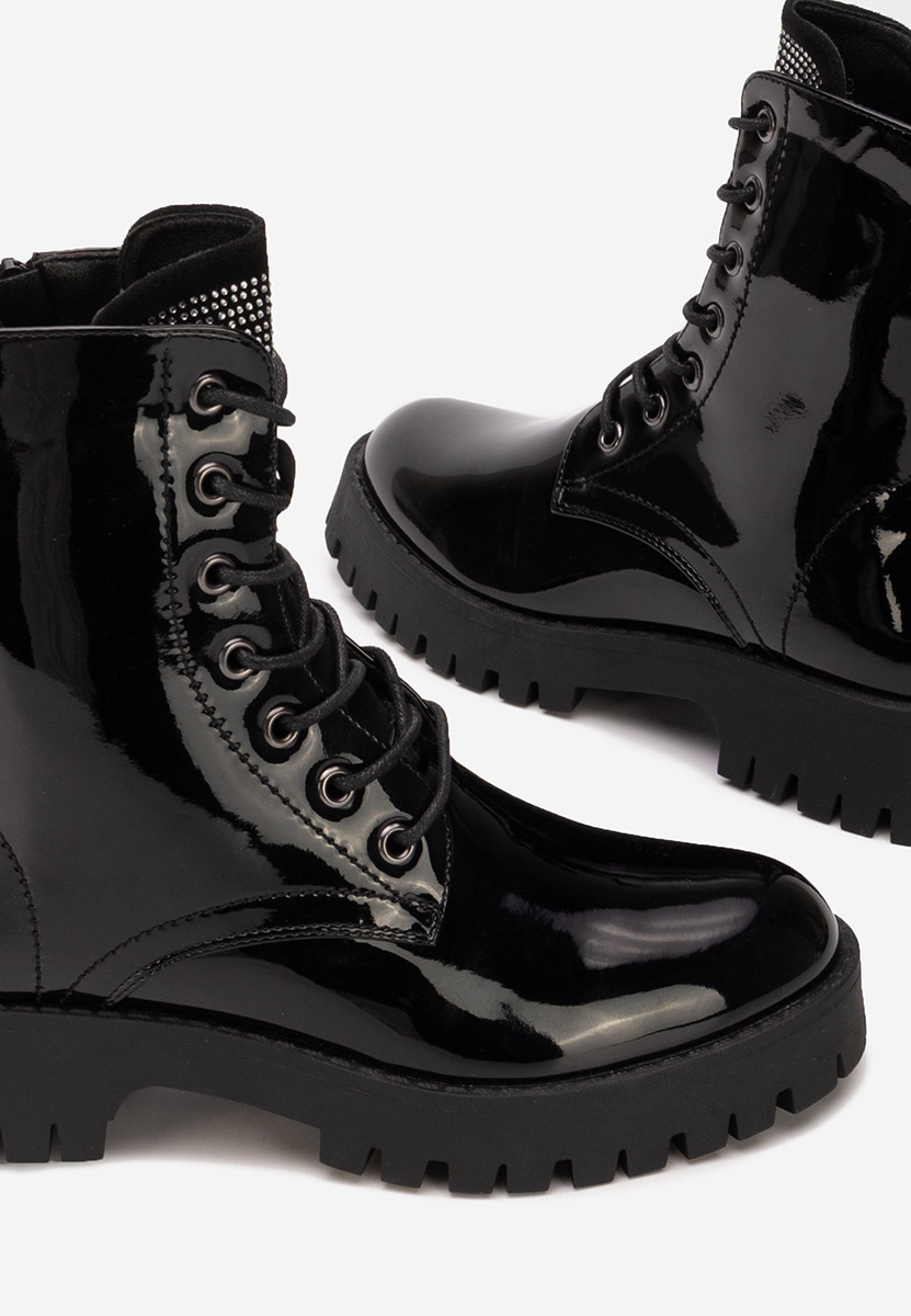 Claudine fekete női lakk bakancs 