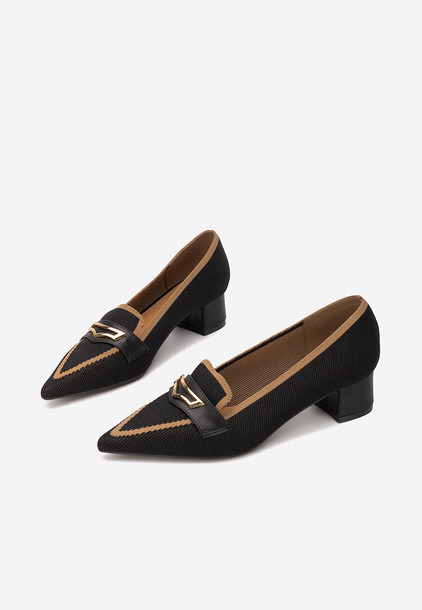 Dianey fekete alacsony sarkú körömcipő