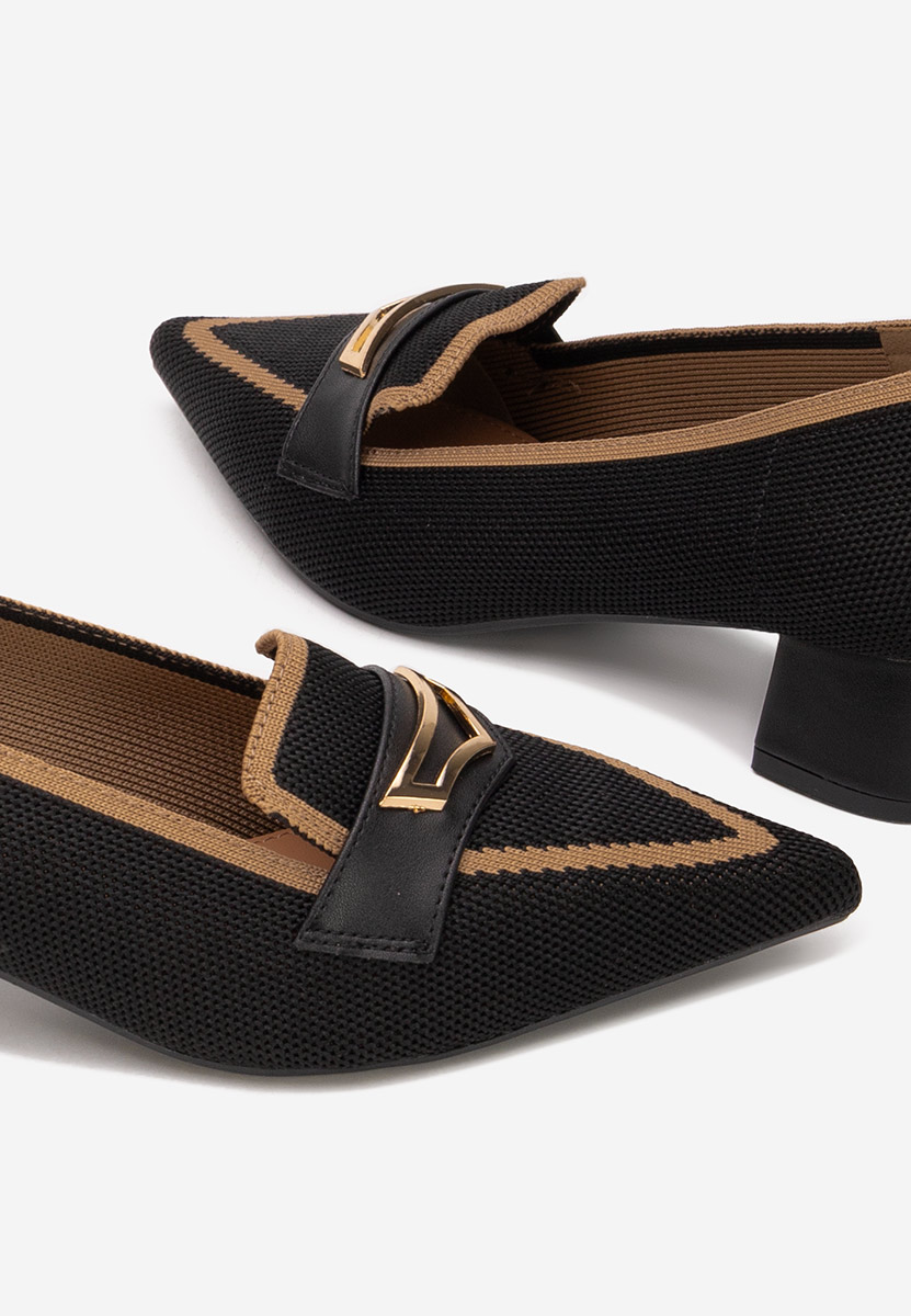 Dianey fekete alacsony sarkú körömcipő