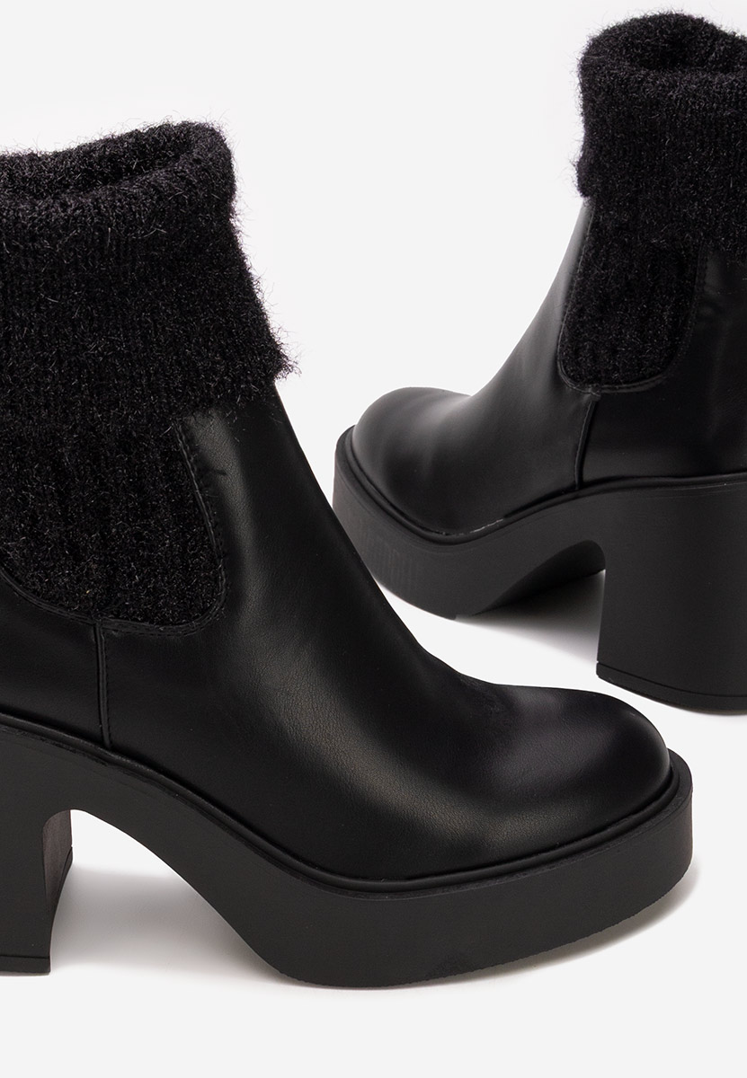 Philippa fekete női zokni bokacsizma