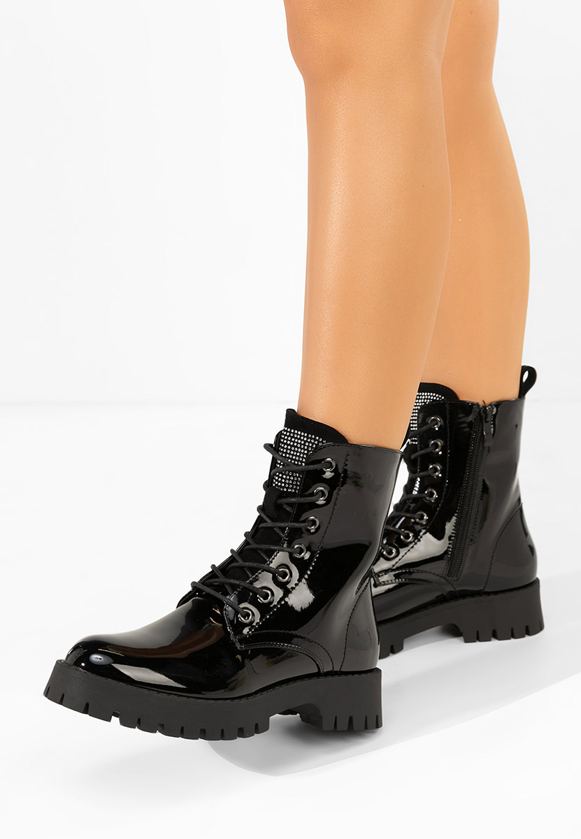 Claudine fekete női lakk bakancs 