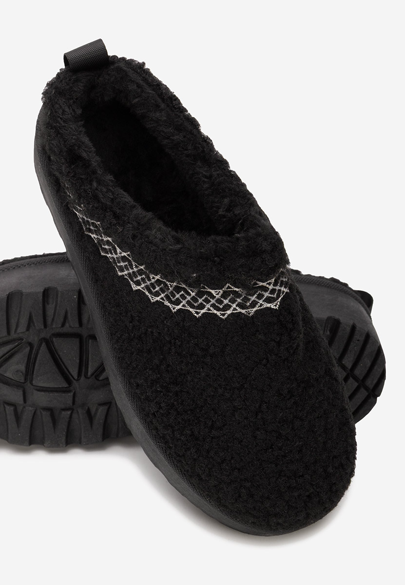 Aronna fekete telitalpú platform papucs