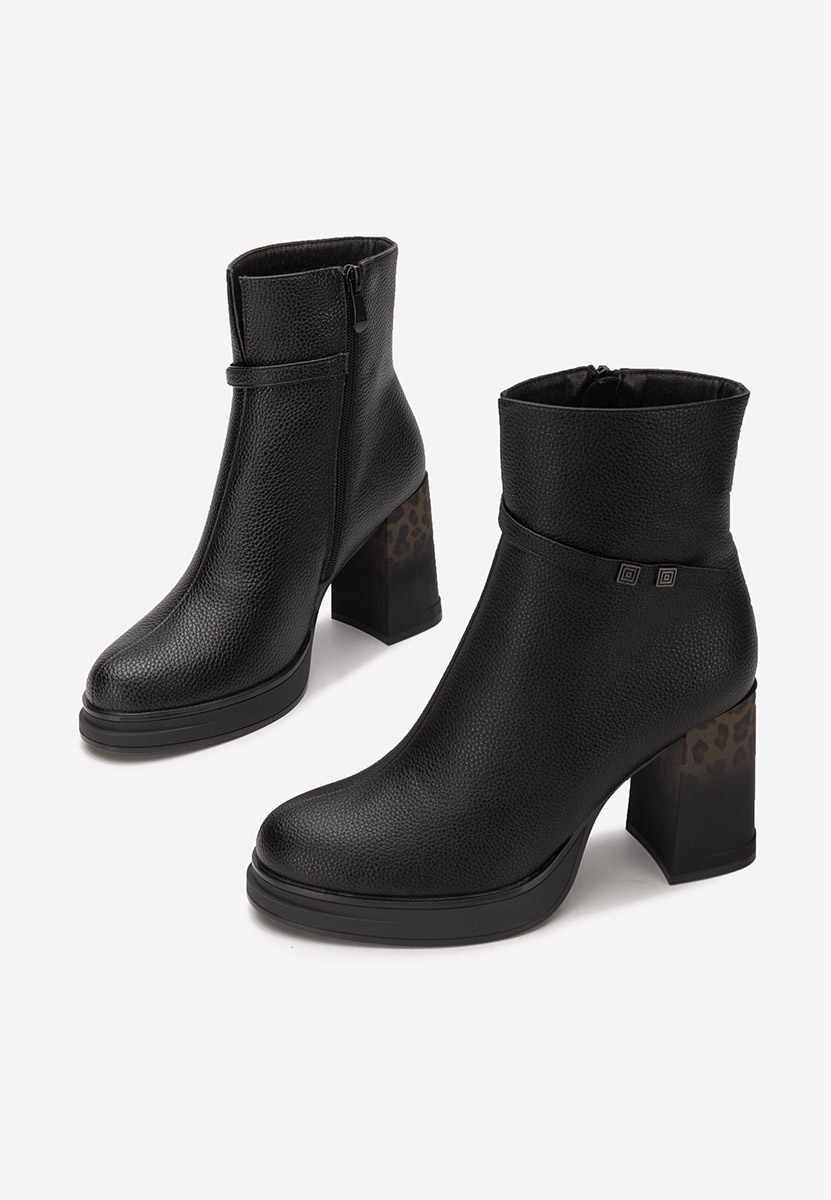 Rannia fekete bokacipő vastag sarokkal
