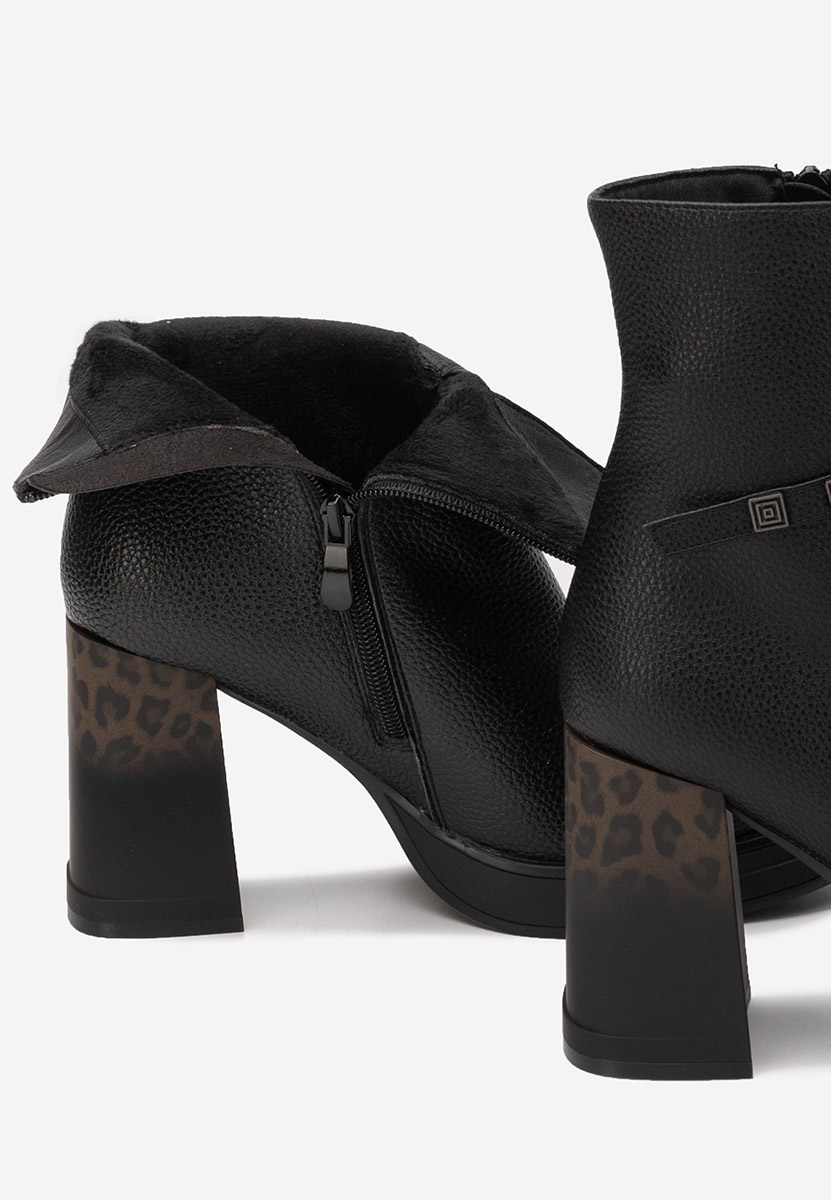 Rannia v2 fekete bokacsizma vastag sarokkal